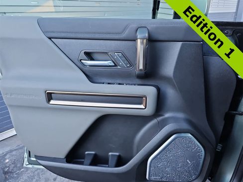 Used 2024 GMC Hummer EV 3X w/ LPO, Illumination Package image 28