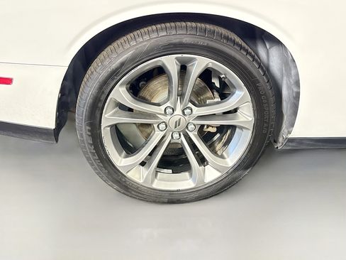 Used 2022 Dodge Challenger R/T image 31