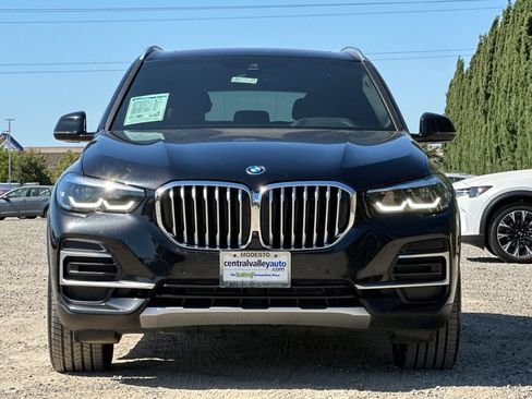 Used 2023 BMW X5 xDrive45e w/ Parking Assistance Package AWD/4WD image 9