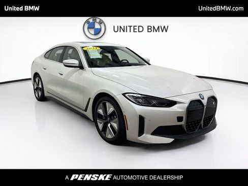 Used 2023 BMW i4 eDrive40 w/ Premium Package RWD image 3