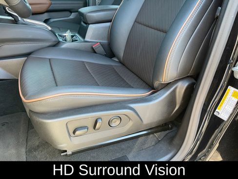 Used 2025 GMC Canyon AT4 w/ Nightfall Edition image 14