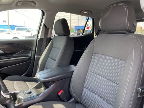 Used 2024 GMC Terrain SLE AWD/4WD image 10