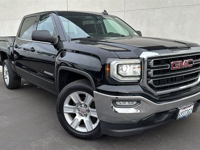 Used 2017 GMC Sierra 1500 SLE w/ SLE Value Package
