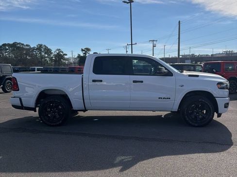 New 2026 RAM 1500 Big Horn AWD/4WD image 8