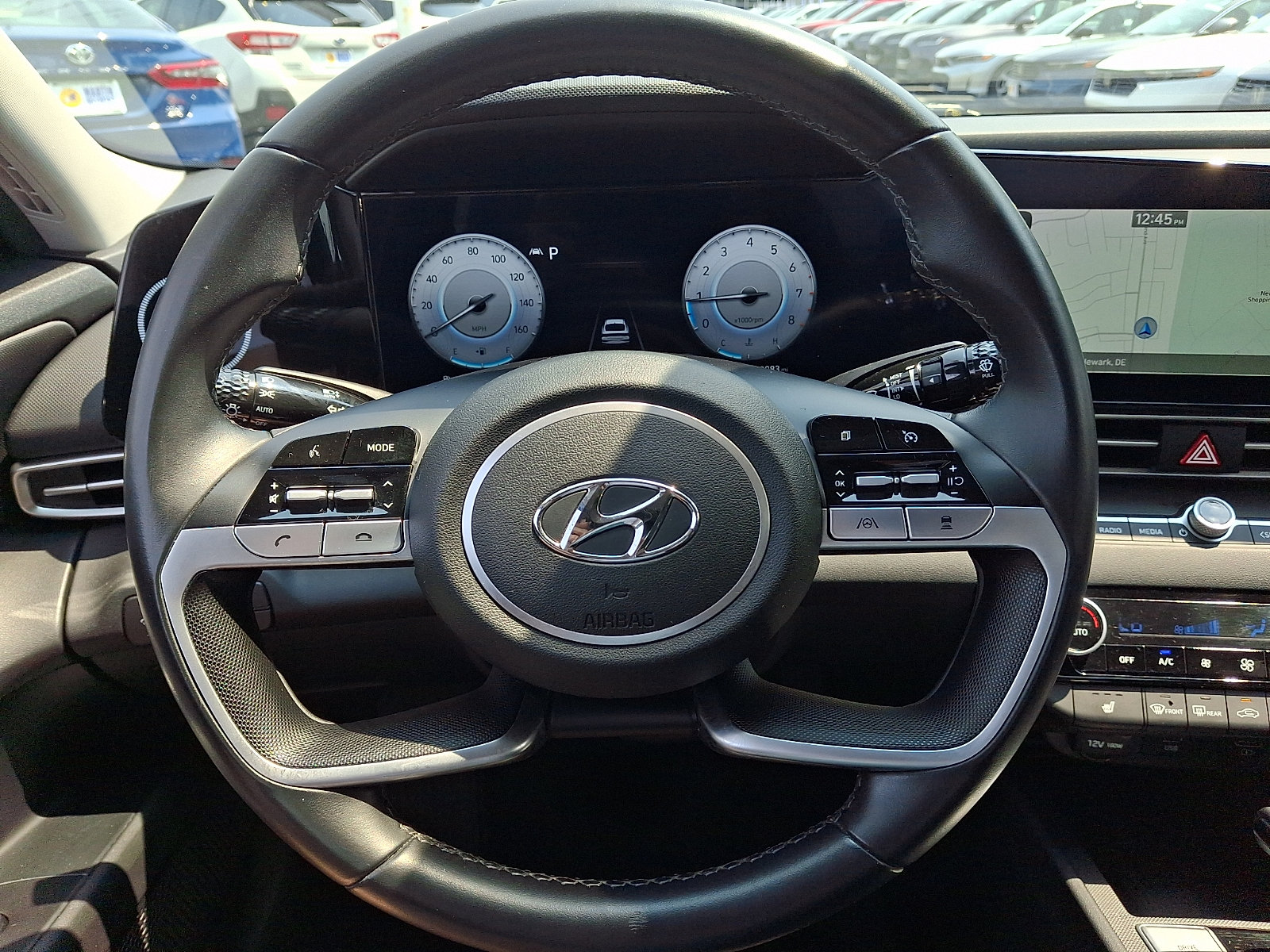 Used 2023 Hyundai Elantra SEL w/ Convenience Package FWD image 18