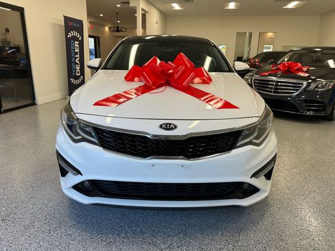 Used 2019 Kia Optima S w/ S Panoramic Sunroof Package image 12