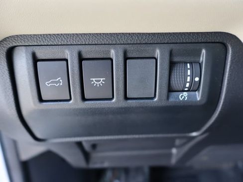 Used 2025 Subaru Ascent Limited w/ Popular Package #1 AWD/4WD image 22