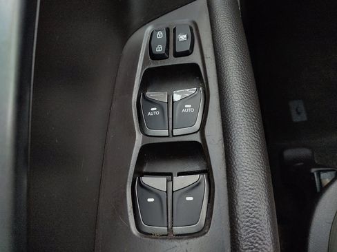 Used 2017 Hyundai Santa Fe Sport image 27
