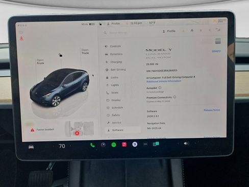 Used 2024 Tesla Model Y Long Range AWD/4WD image 9