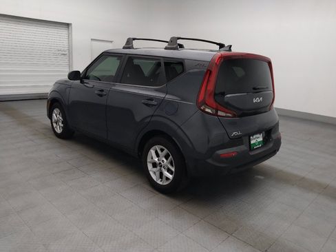Used 2022 Kia Soul LX w/ Technology Package FWD image 3