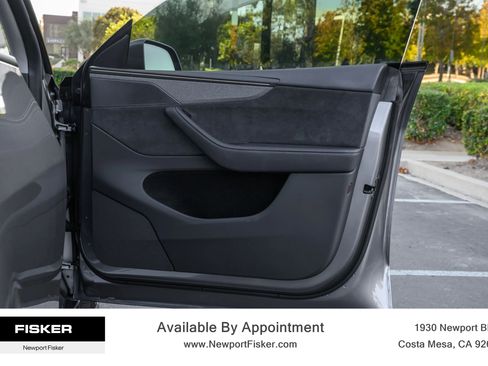 Used 2026 Tesla Model Y AWD image 31