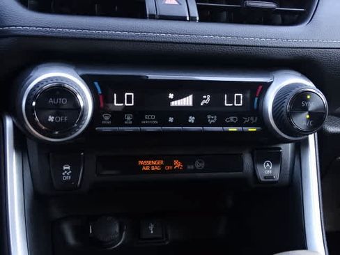 Certified 2022 Toyota RAV4 XLE w/ Convenience Package FWD image 30