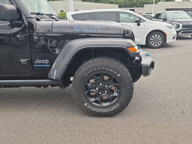 Used 2023 Jeep Wrangler Unlimited w/ Cold Weather Group AWD/4WD image 10