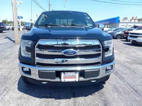 Used 2016 Ford F150 Lariat w/ Equipment Group 502A Luxury AWD/4WD image 4