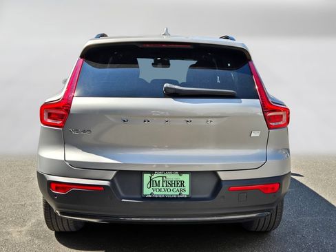 Certified 2023 Volvo XC40 Recharge Ultimate AWD/4WD image 4