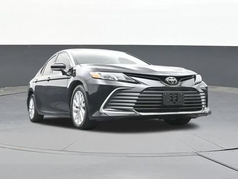 Used 2023 Toyota Camry LE w/ Convenience Package FWD image 52