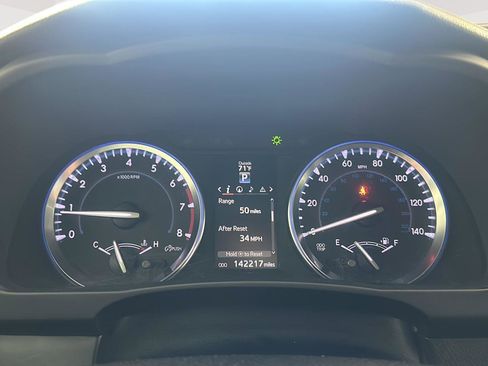 Used 2016 Toyota Highlander XLE image 6