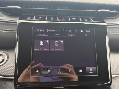 Used 2024 Hyundai Venue SE FWD image 51