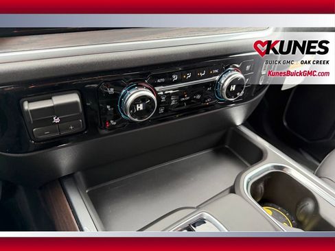 Used 2026 GMC Sierra 1500 SLT w/ SLT Premium Package AWD/4WD image 15