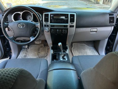 Used 2005 Toyota 4Runner Sport image 36