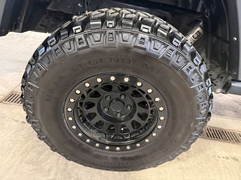 Used 2021 Jeep Gladiator Sport image 21