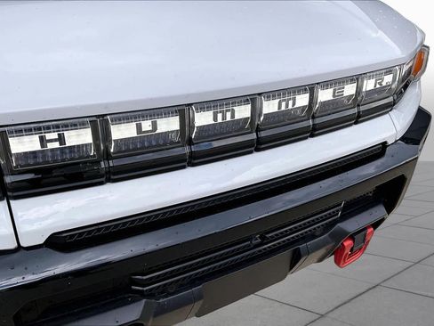 Used 2025 GMC Hummer EV 2X w/ LPO, Illumination Package AWD/4WD image 28