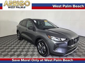 Used 2025 Ford Escape ST-Line video 1