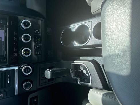 Used 2019 Toyota Sequoia Limited w/ Safety & Convenience Package AWD/4WD image 22