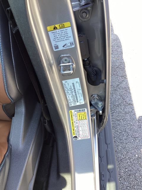 Used 2023 Ford Bronco Outer Banks AWD/4WD image 21