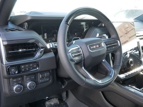 New 2026 GMC Yukon XL Elevation w/ Elevation Premium Package image 7