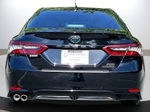 Used 2024 Toyota Camry XSE w/ Cold Weather Package FWD image 8