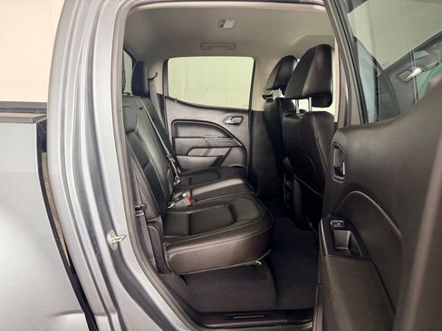 Used 2019 Chevrolet Colorado ZR2 AWD/4WD image 32