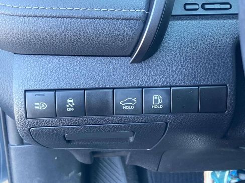 Used 2019 Toyota Camry XSE image 27