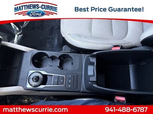 Certified 2020 Ford Escape Titanium w/ Titanium Premium Package 2.0 image 21