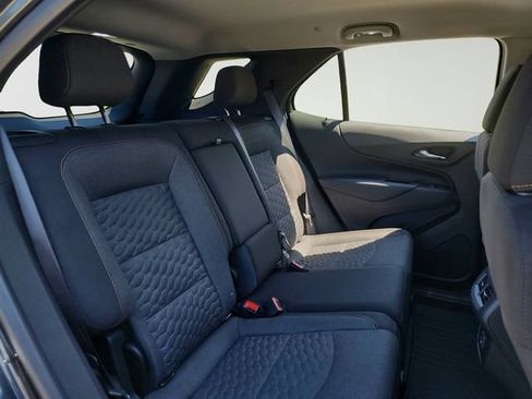 Used 2021 Chevrolet Equinox LT FWD image 25