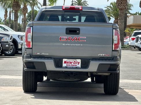 Certified 2022 GMC Canyon AT4 w/ Trailering Package AWD/4WD image 5