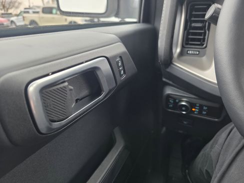 New 2025 Ford Bronco Outer Banks image 19