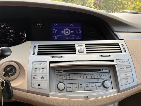 Used 2005 Toyota Avalon XL FWD image 22