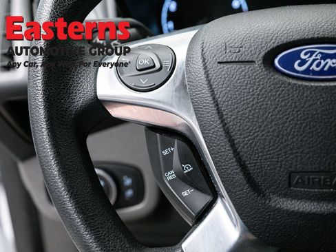 Used 2022 Ford Transit Connect XLT FWD image 14