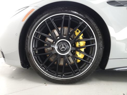 Used 2022 Mercedes-Benz SL 55 AMG 4MATIC image 40