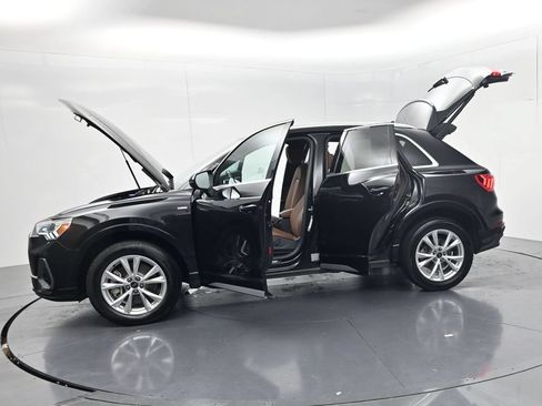 Used 2025 Audi Q3 2.0T Premium AWD/4WD image 56