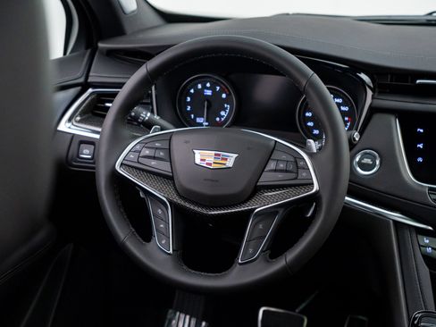 New 2026 Cadillac XT5 Sportv w/ LPO, Red Accent Package AWD/4WD image 10