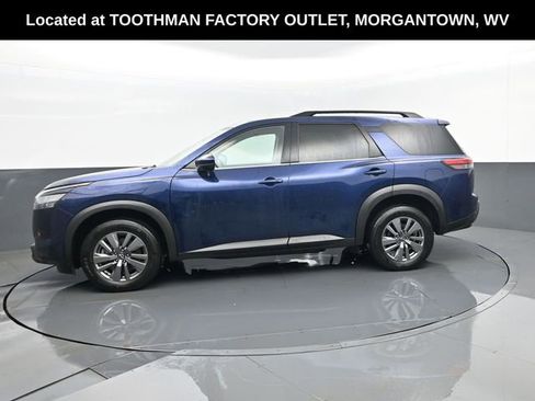 Used 2025 Nissan Pathfinder SV AWD/4WD image 5