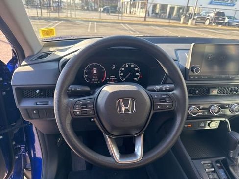 Used 2023 Honda CR-V LX image 15