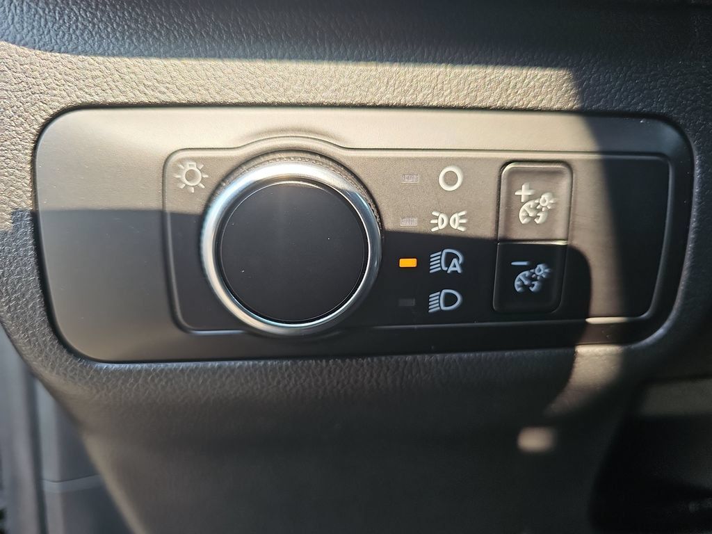 Used 2026 Ford Escape ST-Line AWD/4WD image 24