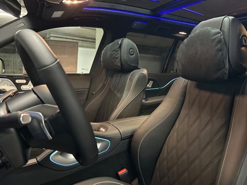 New 2026 Mercedes-Benz Maybach GLS 600 4MATIC image 18