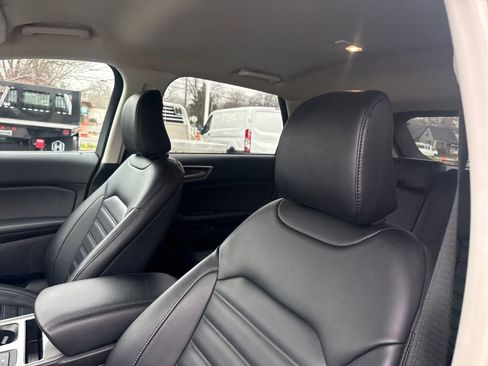 Used 2023 Ford Edge SEL w/ Convenience Package image 22