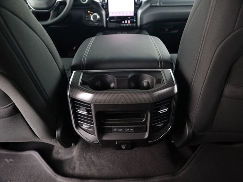 New 2026 RAM 1500 4x4 Crew Cab image 30