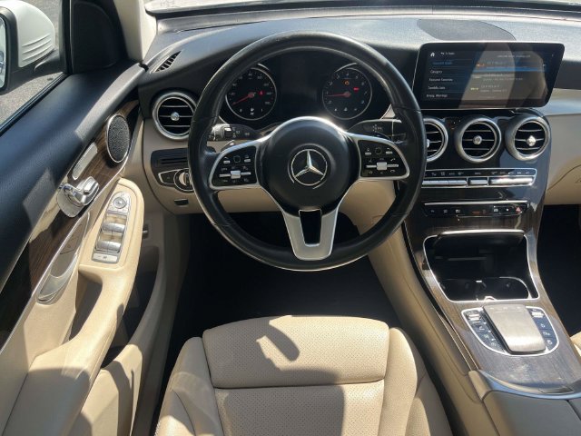 Used 2022 Mercedes-Benz GLC 300 image 16