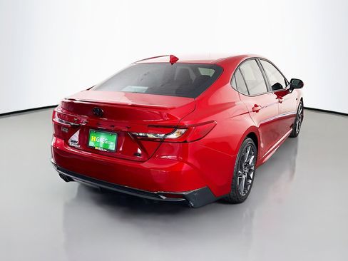Used 2025 Toyota Camry SE w/ Convenience Package FWD image 10